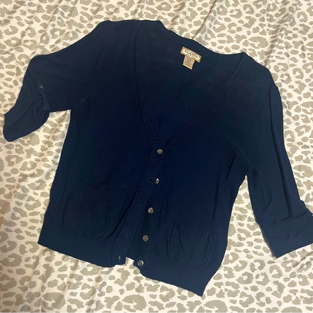 Navy blue cropped sweater, size L